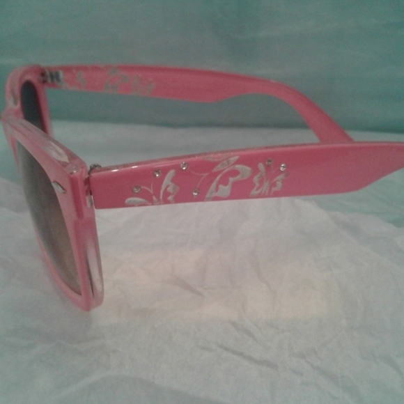 💝 Survivors! Fighters! Caregivers! Show Your Strength With These Items - Picture 6 of 10